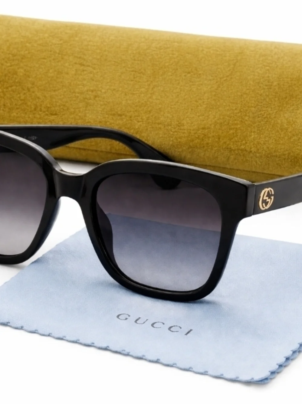 Gucci bold square